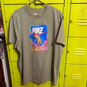 Nike Men's Olive Graphic Tee